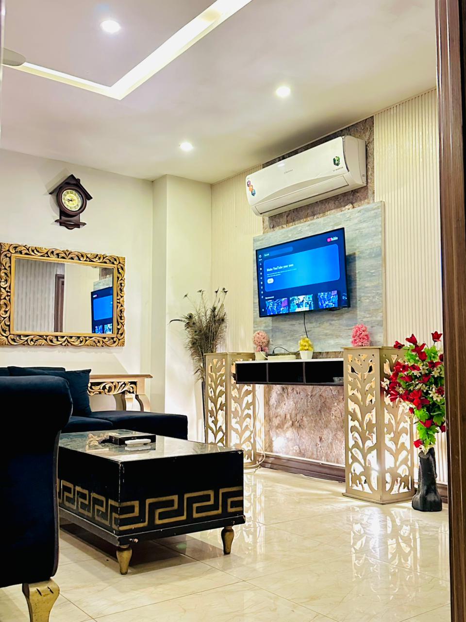 Vibrant & Luxury Apartment - Self Check in