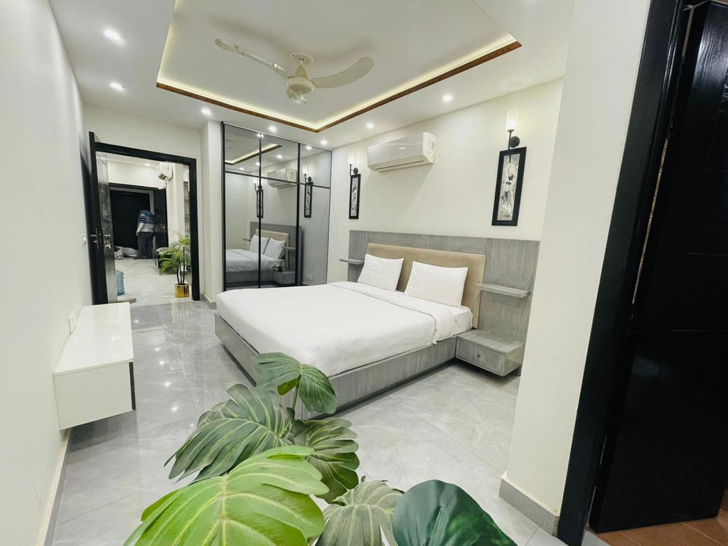 Spacious 2 Bedroom Apartment with Smart Features